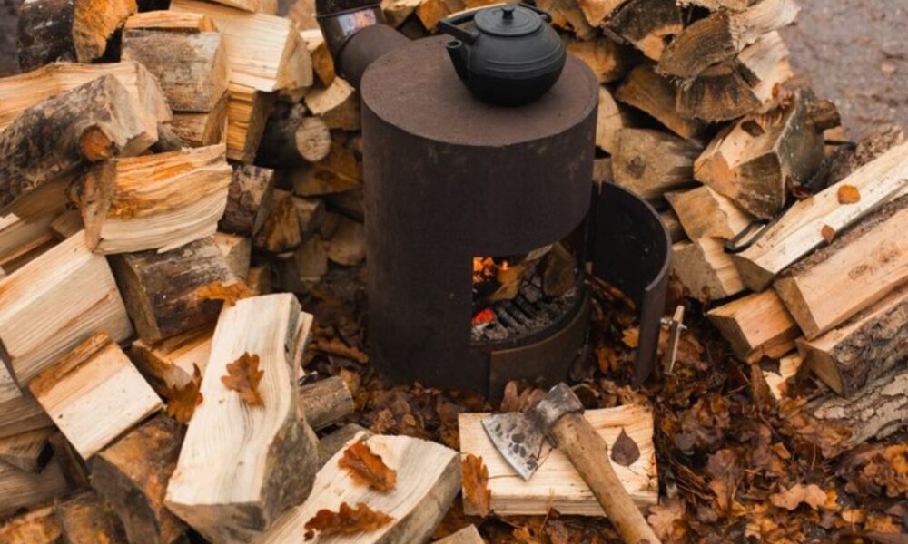 Burning Bright: The Benefits of Using Timtum Halev Firewood for Your Home